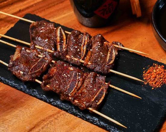Beef Short Ribs (牛仔骨) (4 pcs)